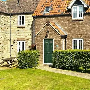 Dream Weaver 2 Bedroomed On The Bay, With On-site Gym And Swimming Pool , Filey United Kingdom