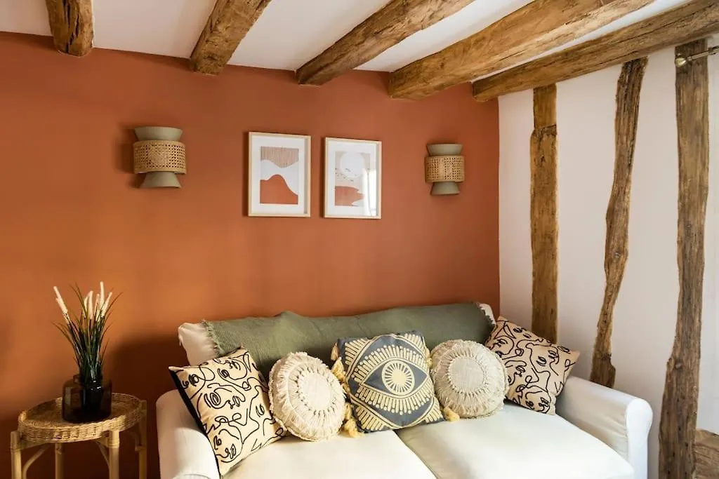 Le Nid Apartment Paris