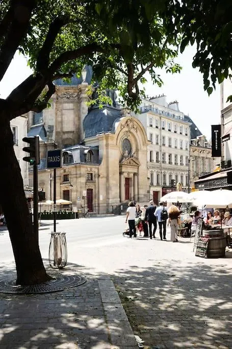 Le Nid Apartment Paris